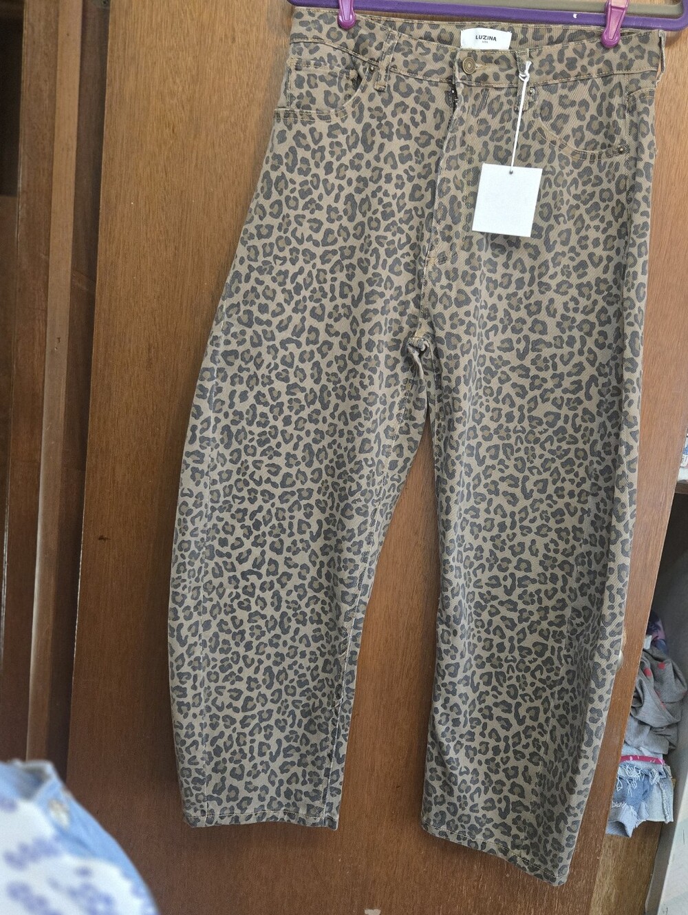 Gorgeous High-rise Brown Leopard Print Barrel Jeans